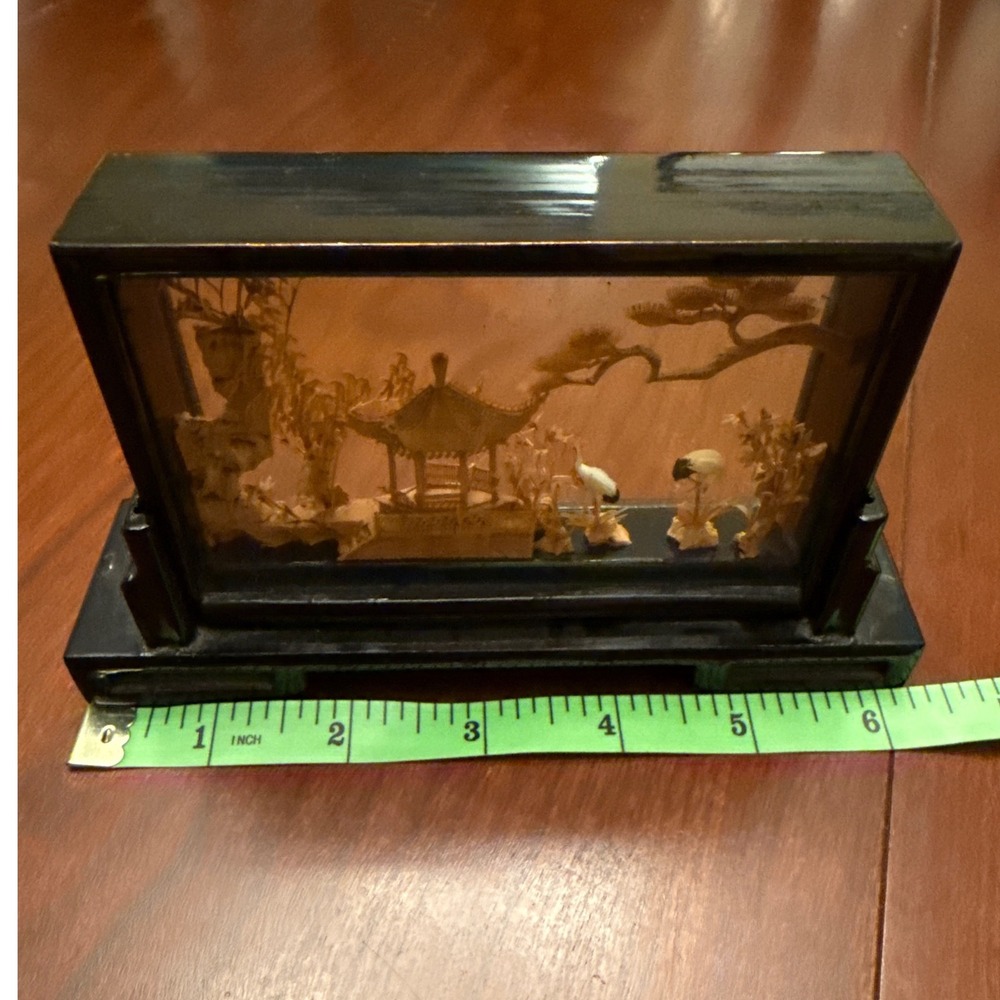 Vintage Chinese art cork diorama pagoda cranes glass‎ lacquer #213 - Picture 5 of 8